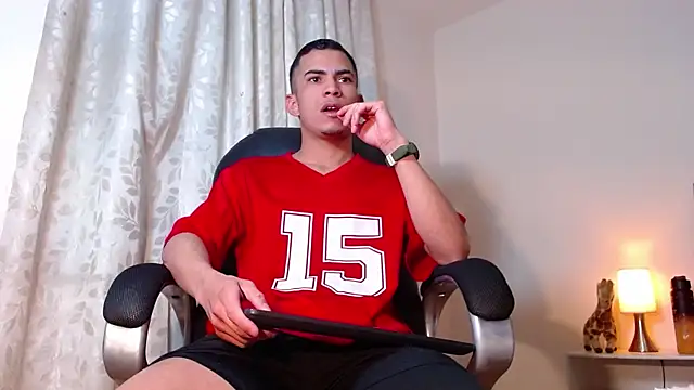 TOMBOYSEXX online show from May 18, 7:52 pm