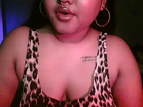 Snapshot of sonal-6 chatting on March 18, 9:07 pm sonal-6 online show from March 18, 9:07 pm