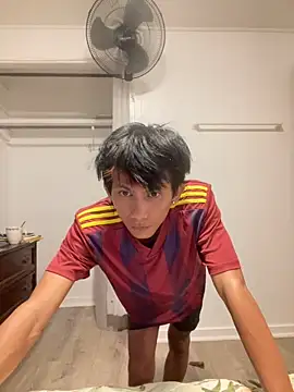 jhaycobXgarcia online show from December 17, 1:50 pm