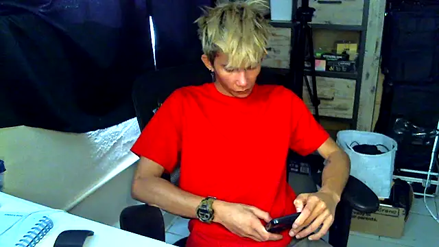 Snapshot of jhaycobXgarcia chatting on March 27, 7:46 pm jhaycobXgarcia online show from March 27, 7:46 pm