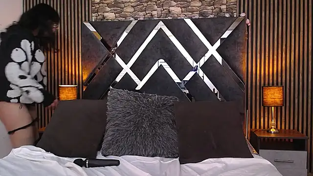 Amy channel online show from February 25, 12:59 pm