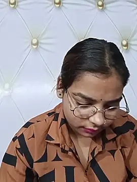 Himani 0122 online show from August 2, 2:32 am