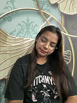 Himani 0122 online show from August 3, 4:11 am