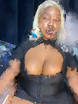 THICKBARBIE32 online show from July 10, 12:59 am