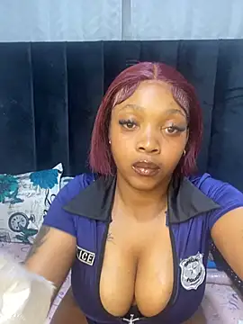 THICKBARBIE32 online show from July 14, 1:08 am