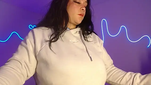 vaalentina 01 online show from January 11, 1:10 am