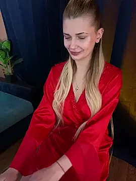 Snapshot of WetHotMilfaa chatting on January 13, 12:16 am WetHotMilfaa online show from January 13, 12:16 am