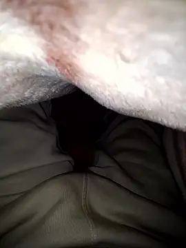 Snapshot of aman4404 chatting on January 11, 2:27 am aman4404 online show from January 11, 2:27 am