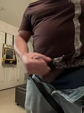 Snapshot of tigre6911 chatting on January 18, 11:36 am tigre6911 online show from January 18, 11:36 am