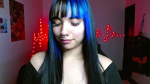 Snapshot of _Veronicaa_ chatting on April 19, 5:40 am Veronicaa online show from April 19, 5:40 am