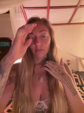 OpheliaRoxx online show from February 15, 10:39 pm