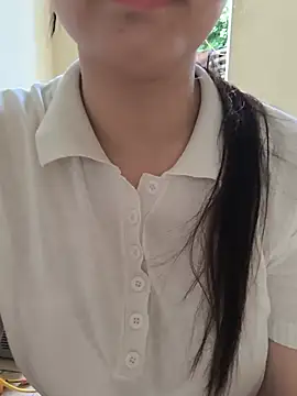 Snapshot of Sisilaydy_01 chatting on July 30, 8:24 am Sisilaydy 01 online show from July 30, 8:24 am