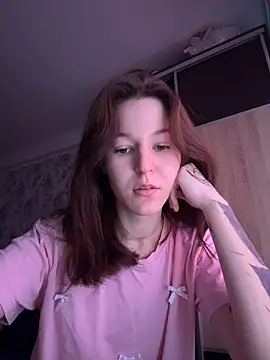 Snapshot of SofiaLav chatting on December 18, 8:53 am SofiaLav online show from December 18, 8:53 am