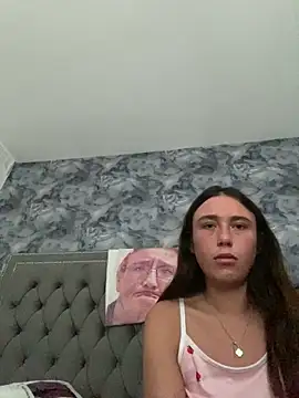 Snapshot of MillieB chatting on February 16, 2:35 pm MillieB online show from February 16, 2:35 pm