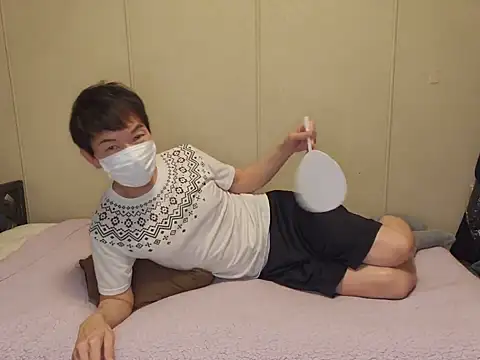 Snapshot of sweets_danshi chatting on June 1, 1:13 pm sweets danshi online show from June 1, 1:13 pm