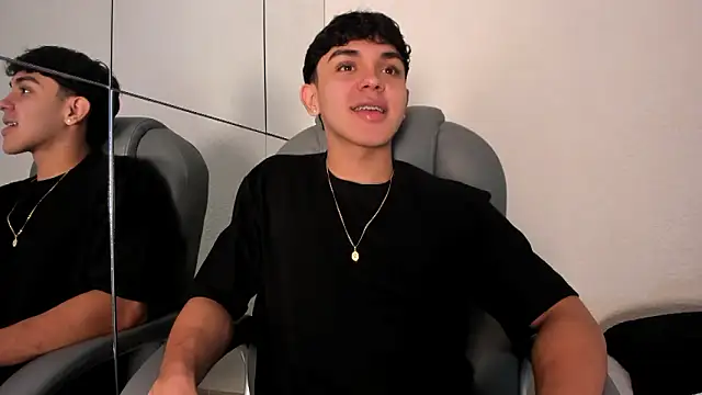  TaylorBlack online show from March 7, 11:40 am