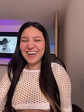 Camila sanchez25 online show from April 9, 7:41 pm