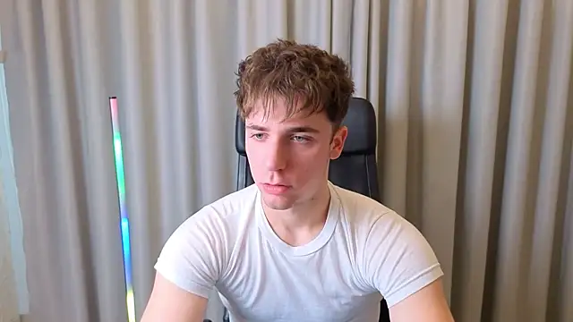 KellenWest online show from March 24, 11:04 am