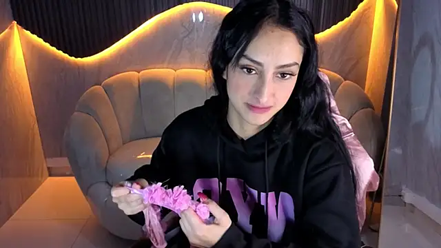 Tifany Tx online show from March 25, 12:33 pm