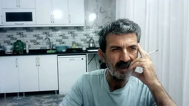Snapshot of kobra21turki chatting on May 25, 10:05 pm kobra21turki online show from May 25, 10:05 pm