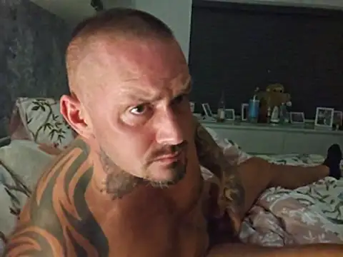 downndirty84 online show from May 20, 12:39 am