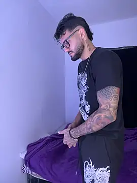 thedragonboyxxx online show from December 20, 4:19 am