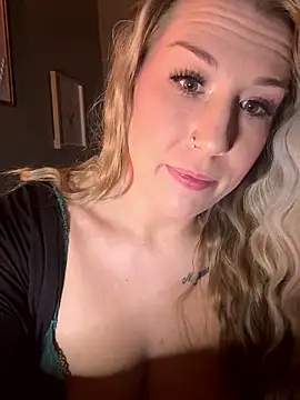 GeneralMamaXo online show from January 8, 12:57 am