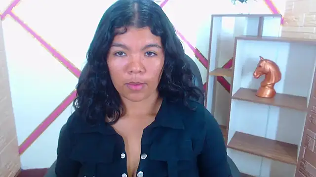 Heidy Colins online show from February 14, 4:59 pm