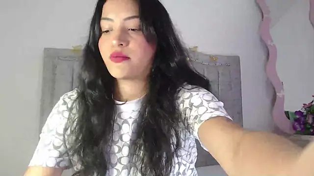 Lauri thx online show from January 7, 2:19 pm