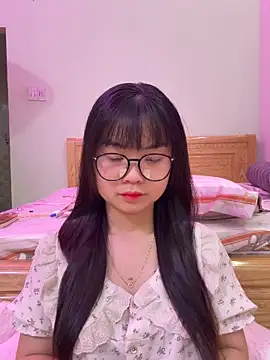    KARA    online show from March 29, 1:38 am