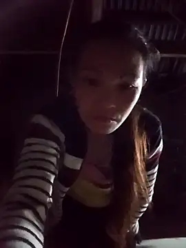 Snapshot of Girl_cutee chatting on December 22, 11:40 am Girl cutee online show from December 22, 11:40 am