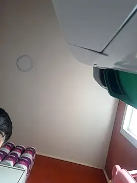 Snapshot of lucas1890 chatting on December 17, 7:42 pm lucas1890 online show from December 17, 7:42 pm