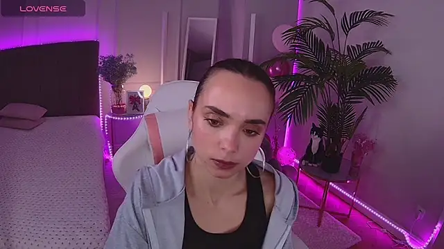 Dayana Foxy online show from December 17, 8:53 am