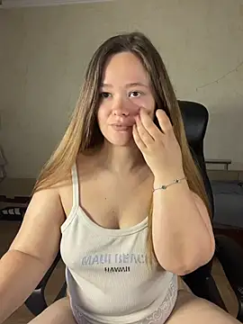 CaramelleSugarr online show from May 11, 1:50 pm