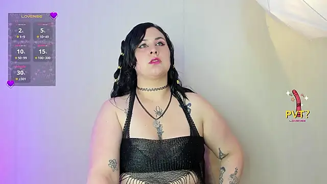 Snapshot of Millie_Devot chatting on February 3, 1:38 pm Millie Devot online show from February 3, 1:38 pm