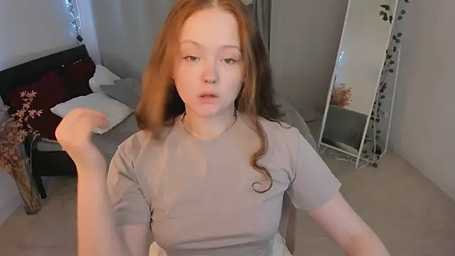 Yennefer   online show from March 10, 2:00 pm