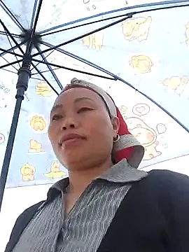 Snapshot of Maikha08 chatting on June 16, 8:28 am Maikha08 online show from June 16, 8:28 am