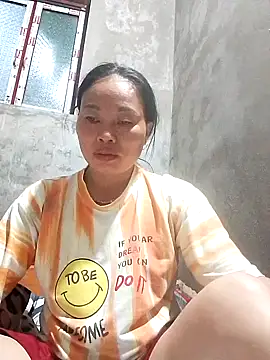 Snapshot of Maikha08 chatting on July 10, 10:34 pm Maikha08 online show from July 10, 10:34 pm