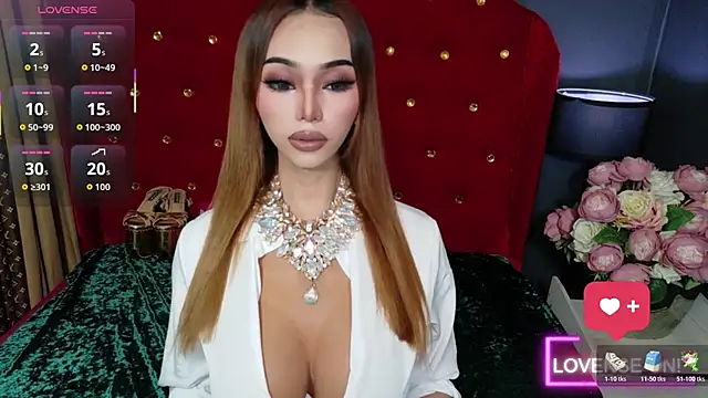 CelinaWintour online show from February 16, 4:25 pm