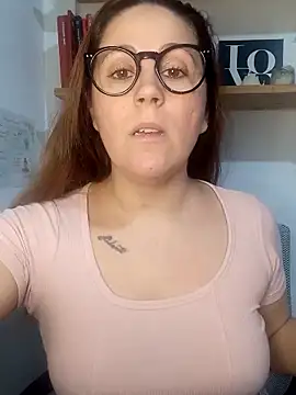 SofiEsteves online show from May 25, 4:24 pm