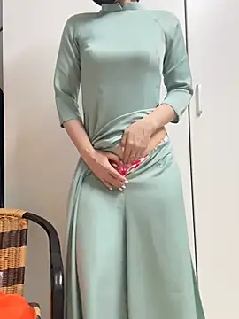 bi biii online show from April 5, 2:47 pm