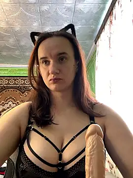 Snapshot of HarychaLysichka chatting on January 11, 8:08 am HarychaLysichka online show from January 11, 8:08 am