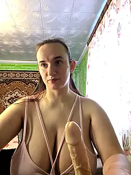 Snapshot of HarychaLysichka chatting on February 24, 8:34 am HarychaLysichka online show from February 24, 8:34 am