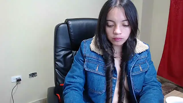 Snapshot of smith_celeste chatting on March 14, 11:43 pm smith celeste online show from March 14, 11:43 pm