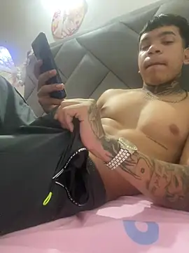 Niaquint online show from February 10, 2:48 am