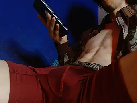 Snapshot of sk8-boy chatting on December 22, 4:04 pm sk8-boy online show from December 22, 4:04 pm