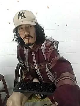 sk8-boy online show from March 5, 4:47 pm