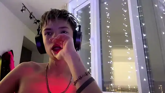 MilesSwanson online show from December 20, 7:54 pm