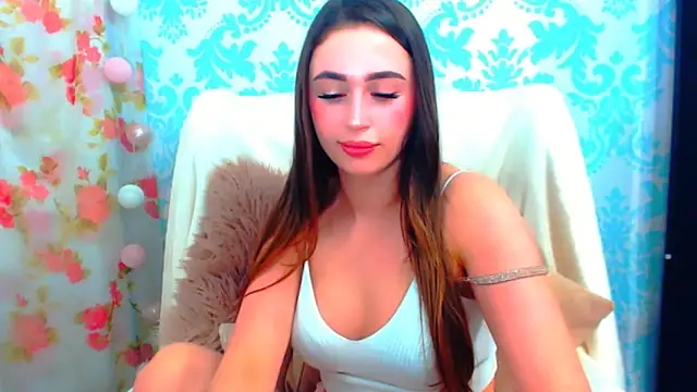 LarissaSweet21 online show from December 16, 8:36 pm