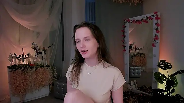 Ariadna Shy online show from February 17, 2:53 am